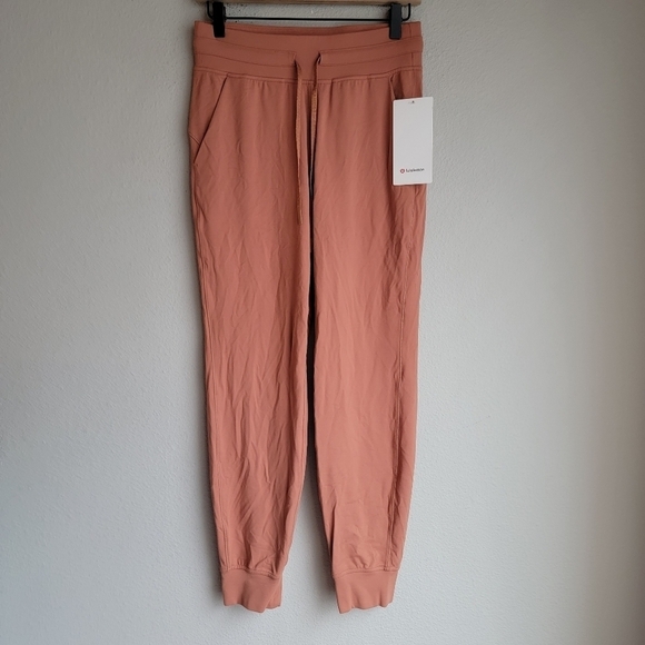 Lululemon Ready to Rulu Jogger in Desert Sun size 6 NWT - Picture 5 of 9